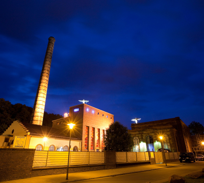 © view - die agentur Kulturzentrum Kammgarn bei Nacht