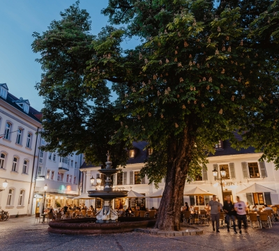 Martinsplatz am Abend