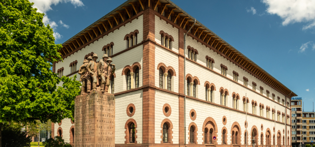 Fruchthalle