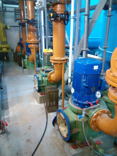Beckenwasserpumpen im Freibad Waschmühle 